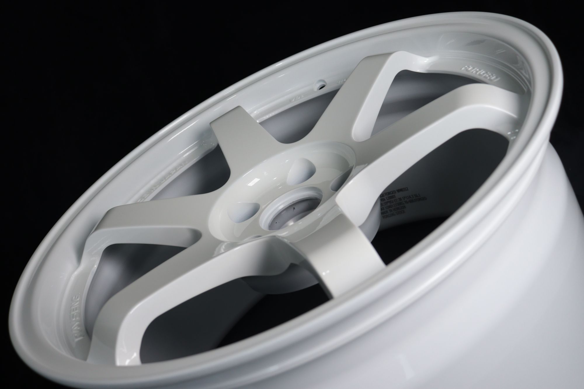 Lightweight explosion-proof forged wheels with bright white ceramic texture companies